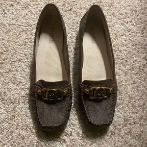 Womens Michael Kors size 8.5 worn once in great condition